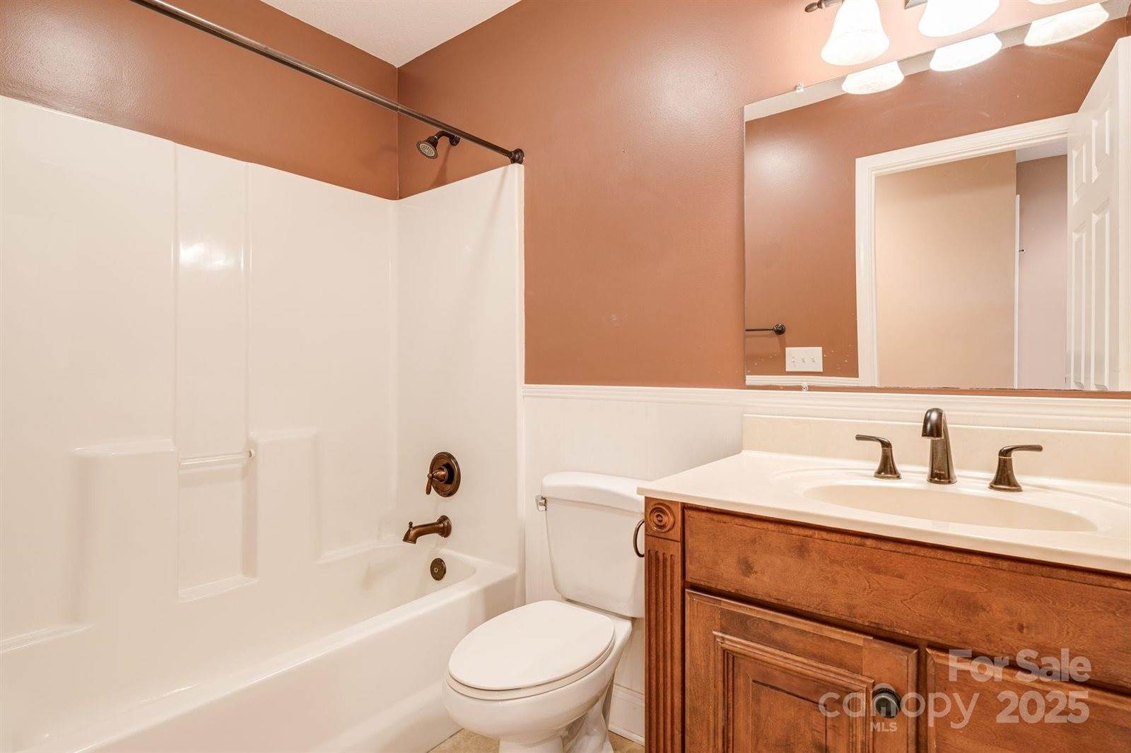 368 Bailey Mountain Road, Mars Hill, NC 28754