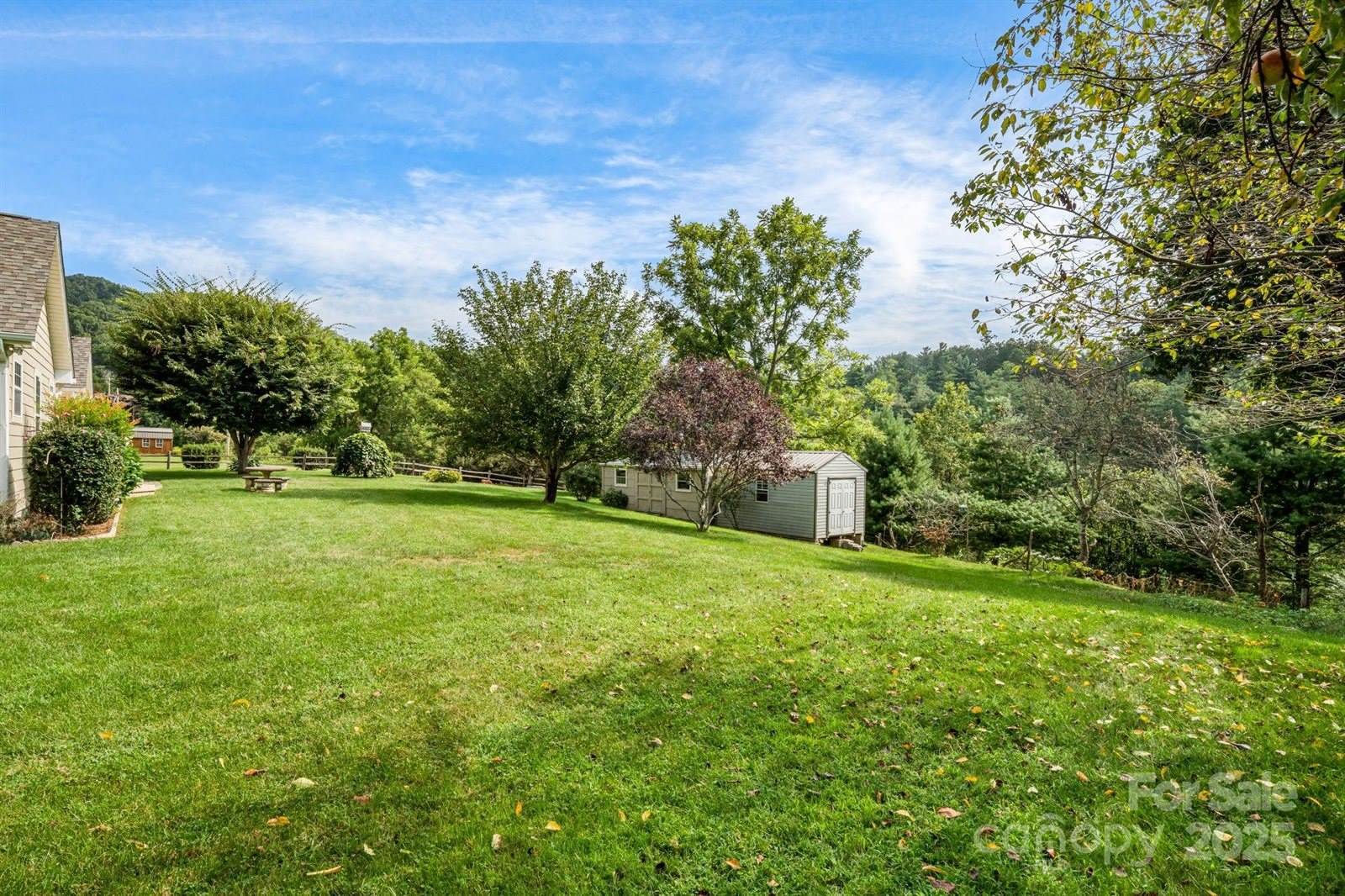 368 Bailey Mountain Road, Mars Hill, NC 28754