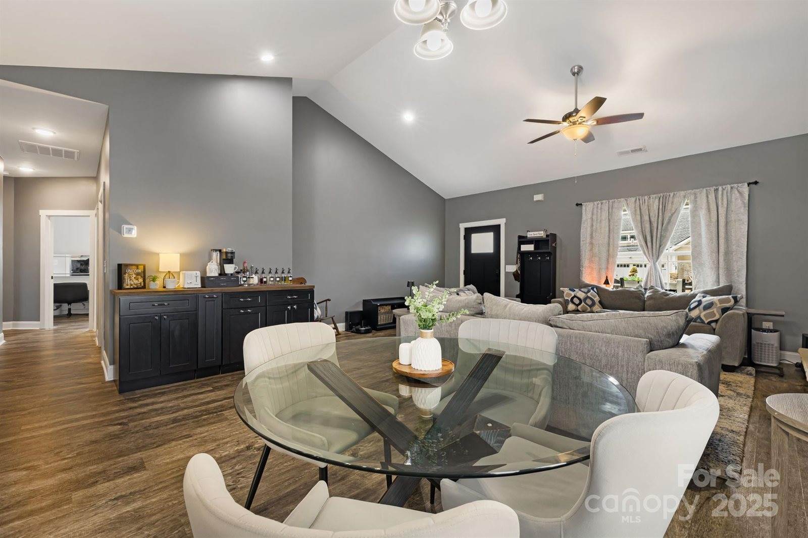 243 Leyland Circle, Hendersonville, NC 28792