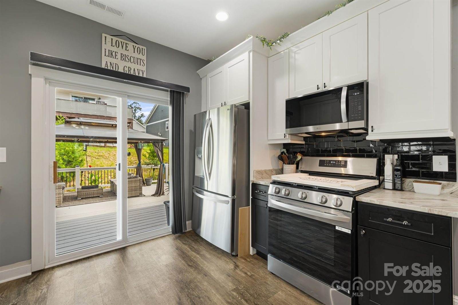 243 Leyland Circle, Hendersonville, NC 28792