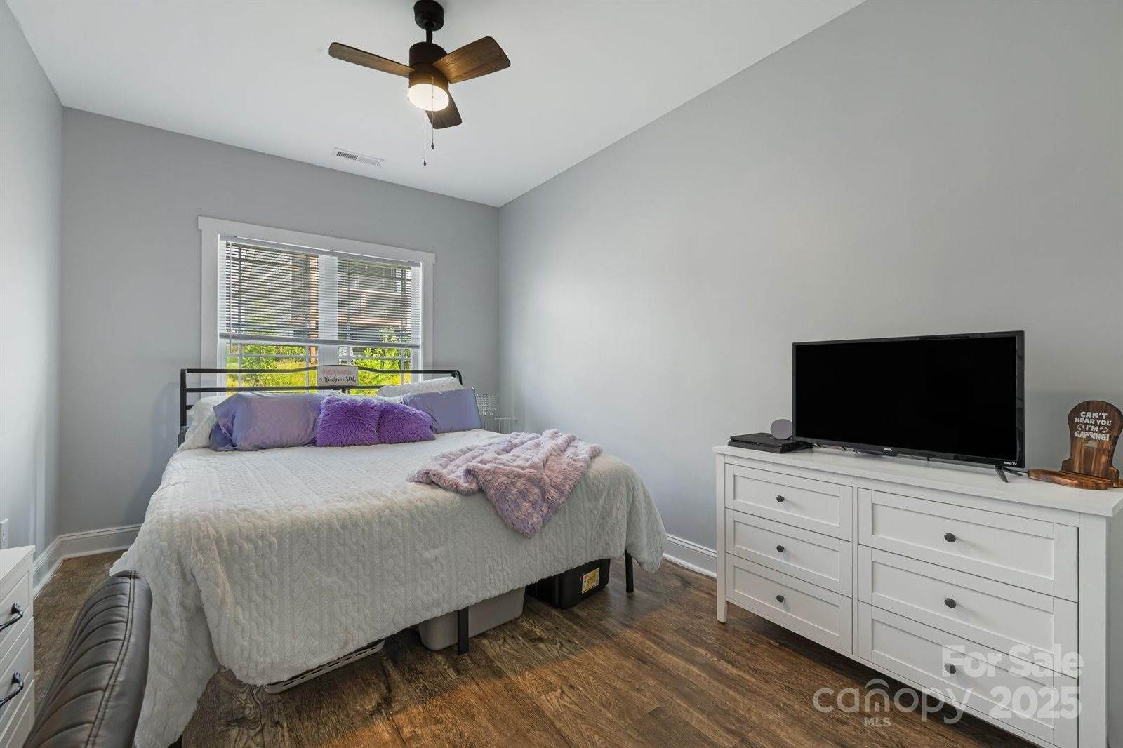 243 Leyland Circle, Hendersonville, NC 28792