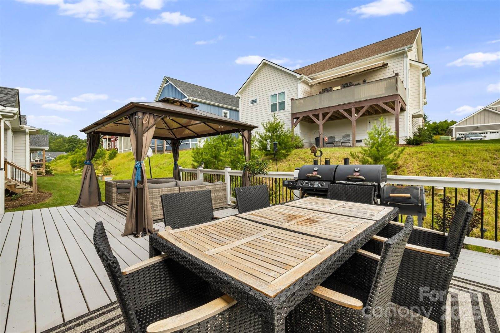 243 Leyland Circle, Hendersonville, NC 28792