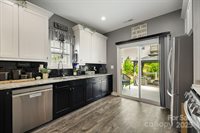 243 Leyland Circle, Hendersonville, NC 28792