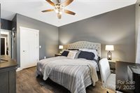 243 Leyland Circle, Hendersonville, NC 28792