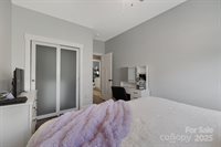 243 Leyland Circle, Hendersonville, NC 28792