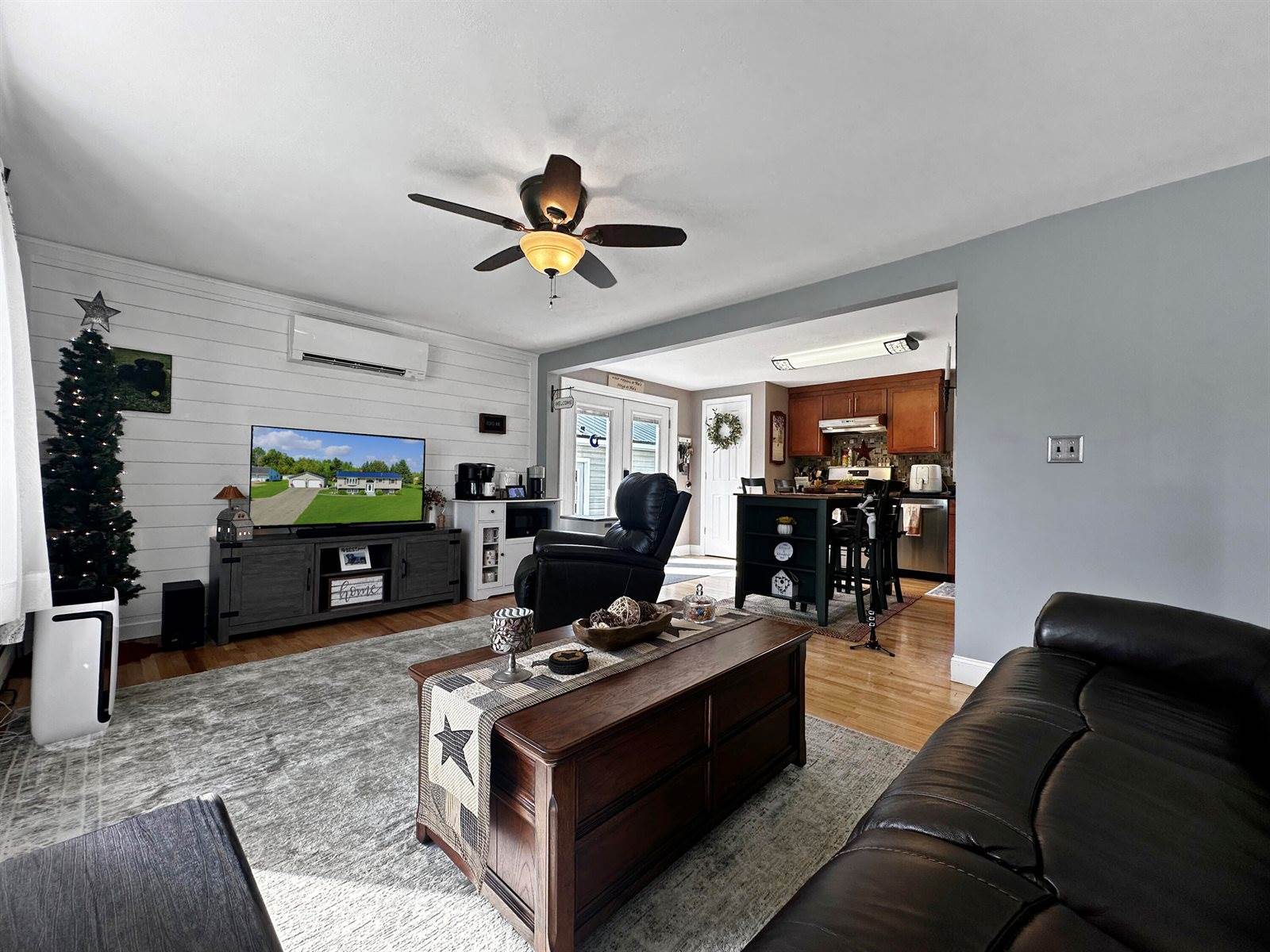 68 Fords Lane, Mapleton, ME 04757