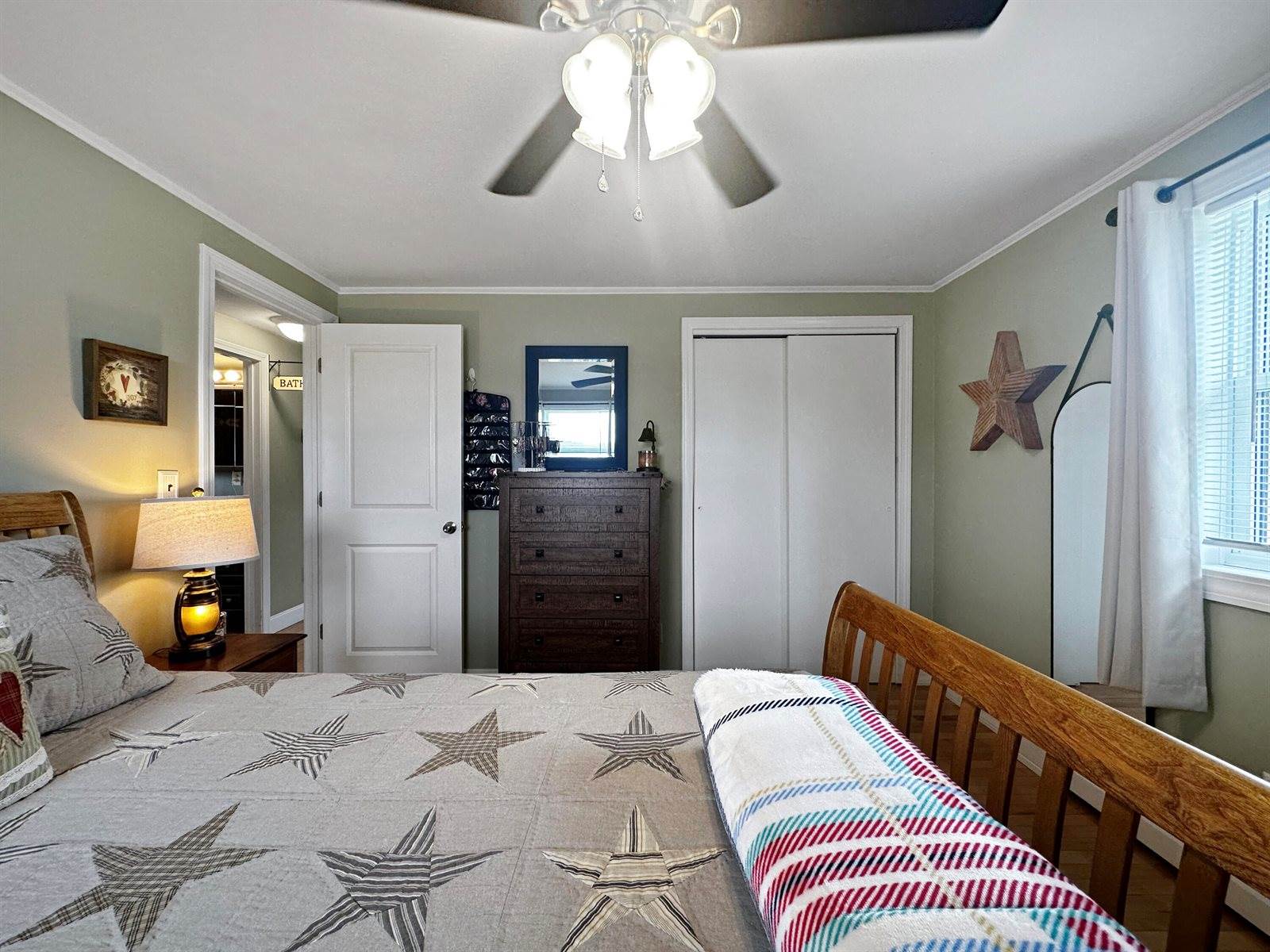 68 Fords Lane, Mapleton, ME 04757