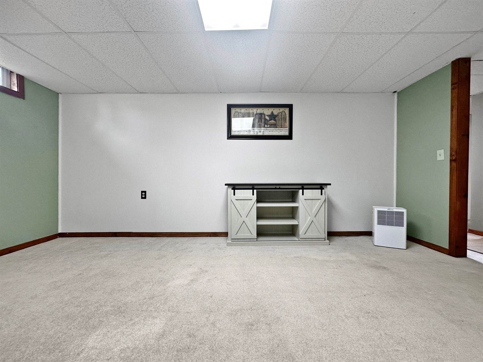 68 Fords Lane, Mapleton, ME 04757