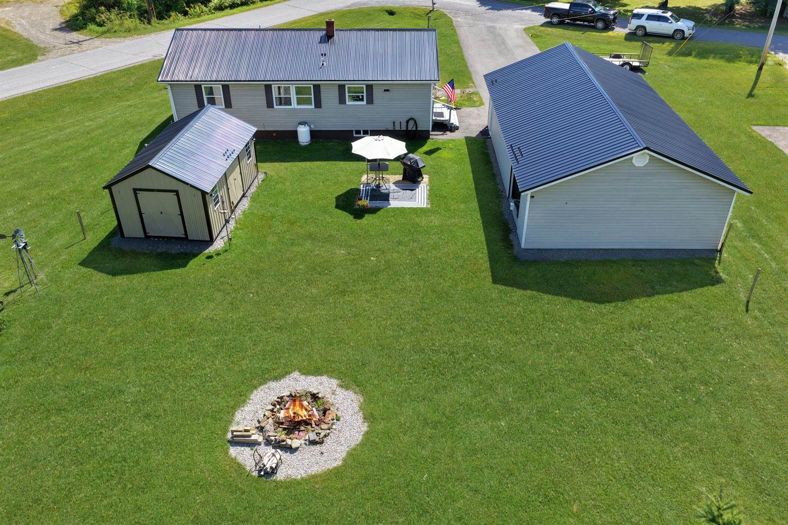 68 Fords Lane, Mapleton, ME 04757