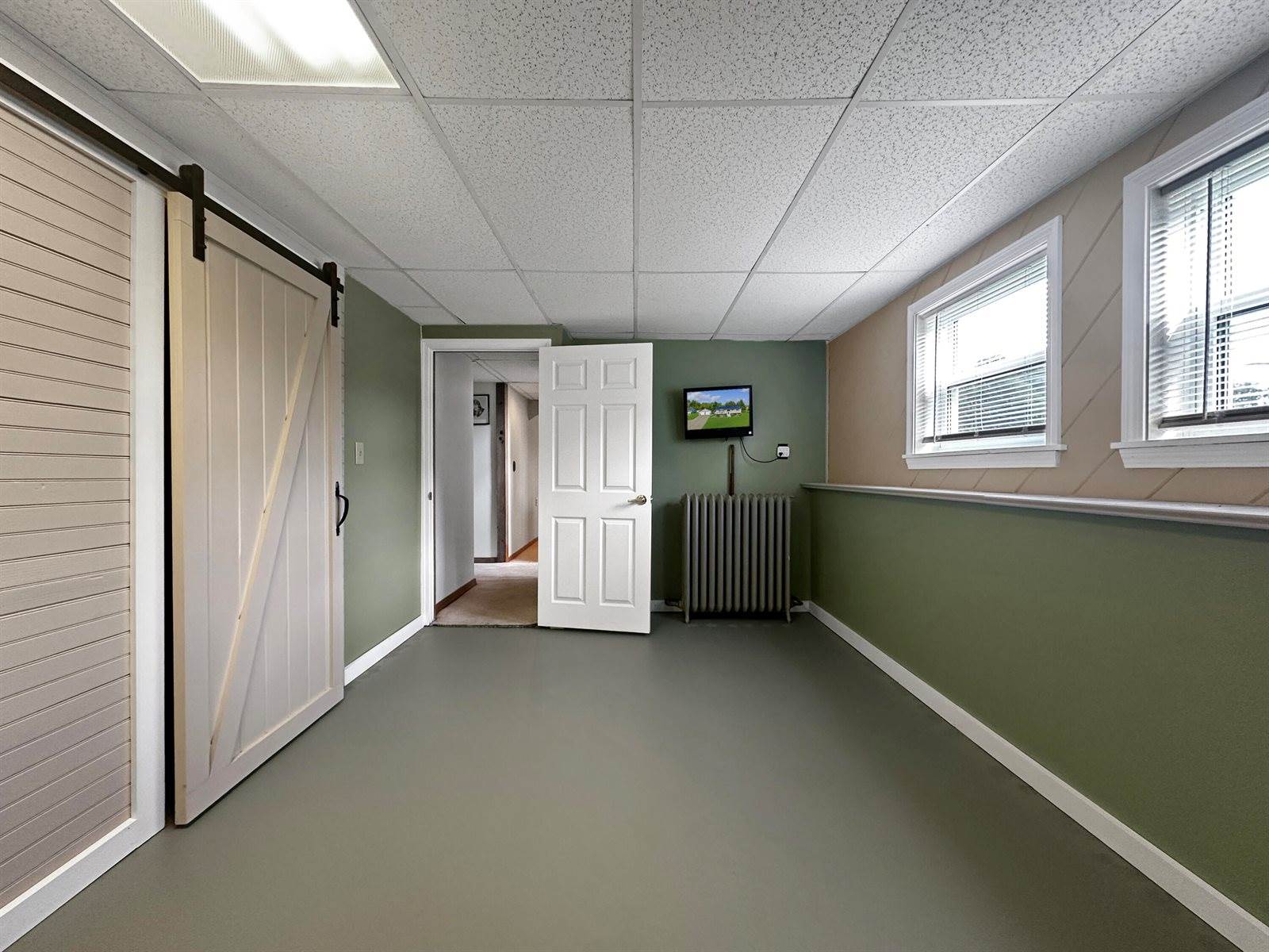 68 Fords Lane, Mapleton, ME 04757