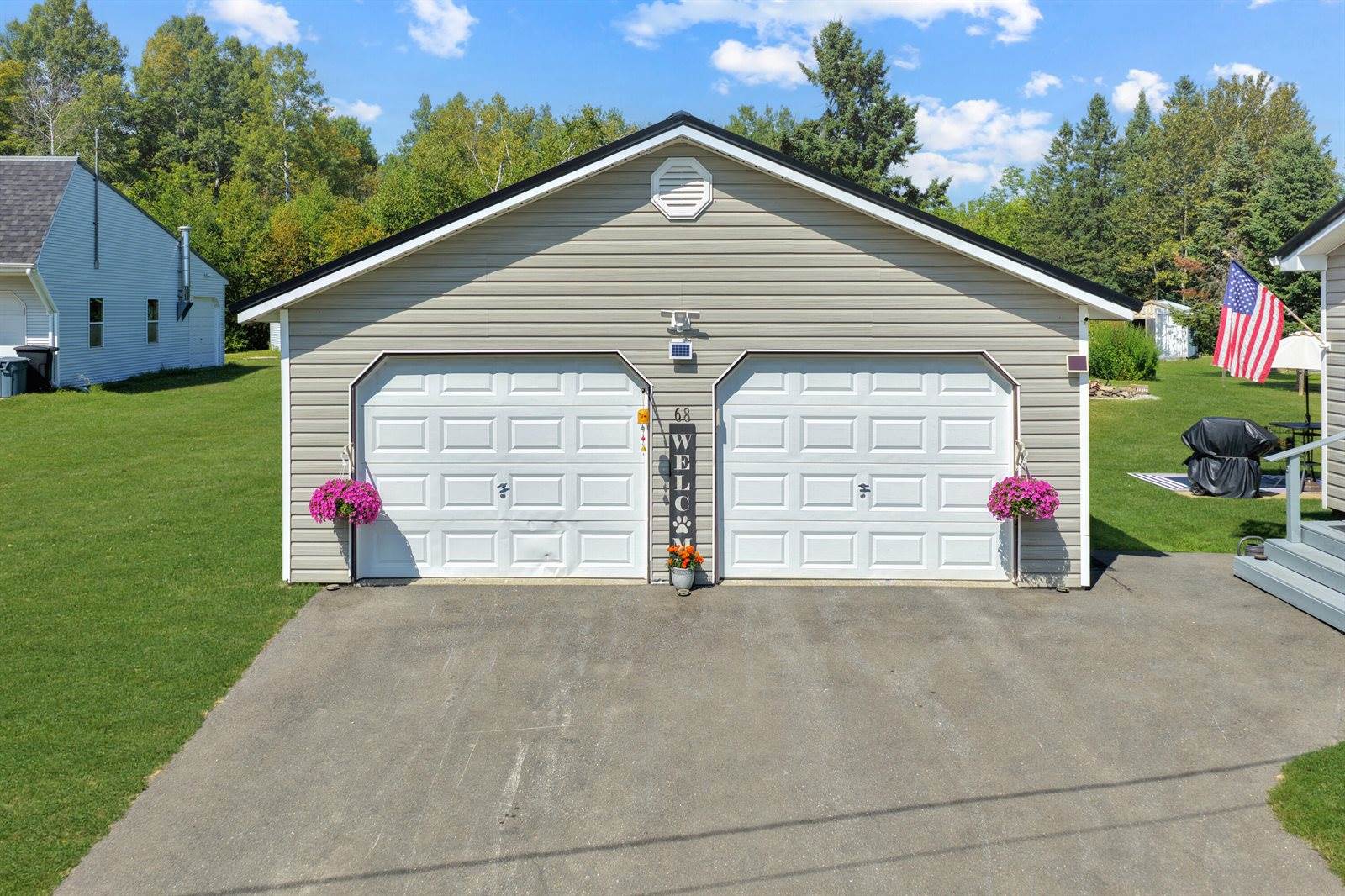 68 Fords Lane, Mapleton, ME 04757