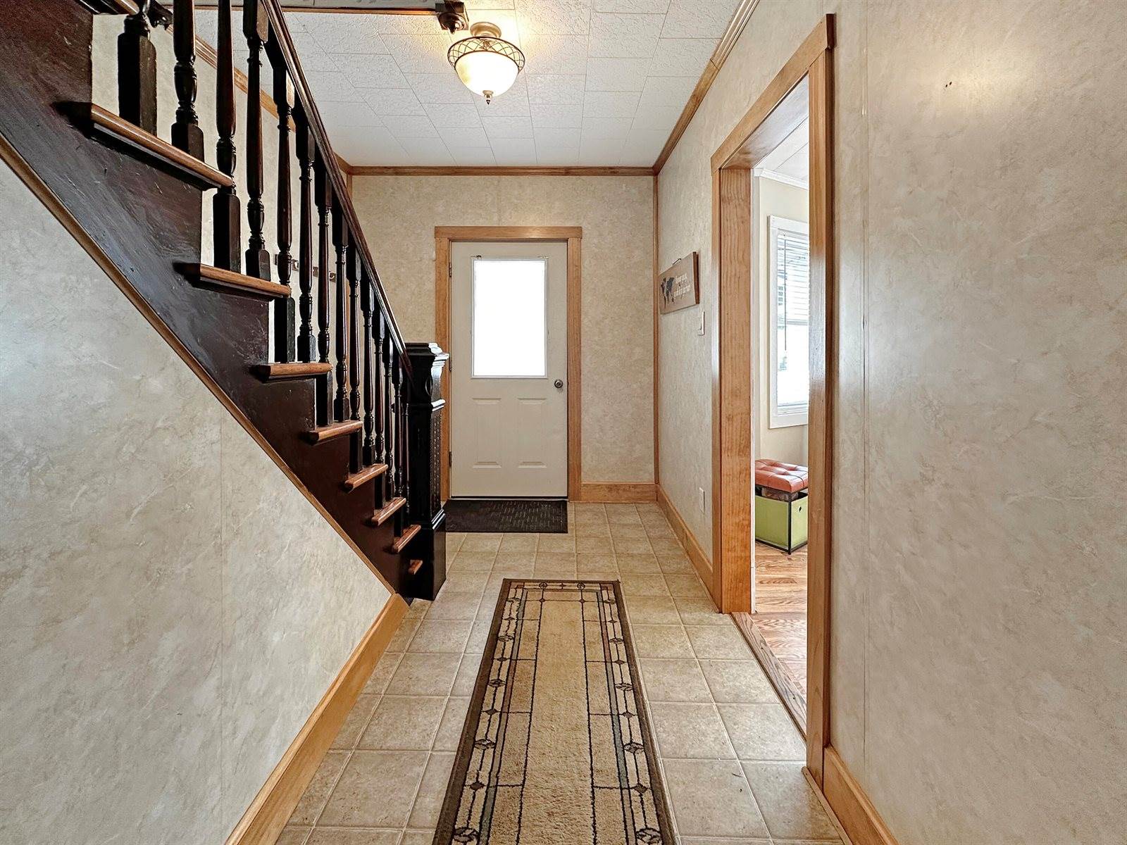 28 Dudley Street, Presque Isle, ME 04769