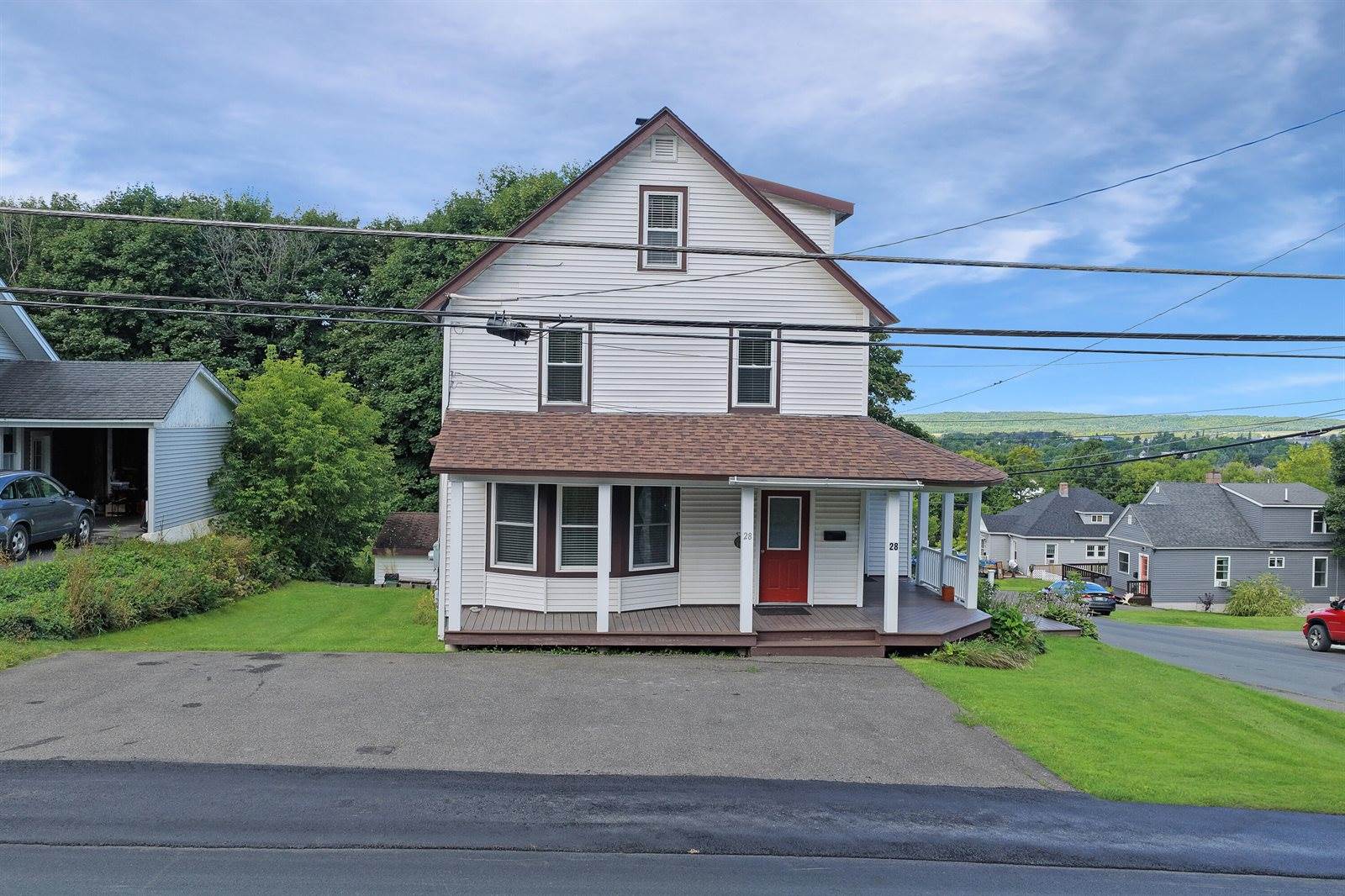 28 Dudley Street, Presque Isle, ME 04769