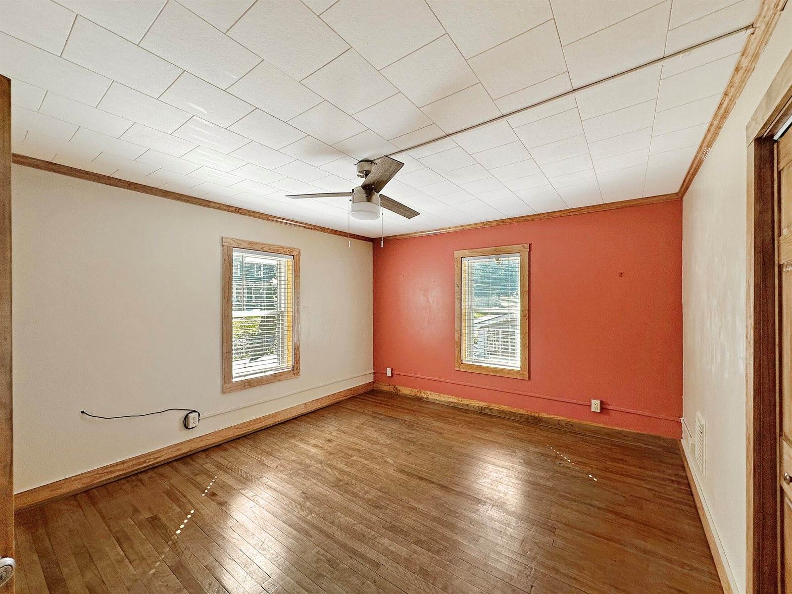 28 Dudley Street, Presque Isle, ME 04769