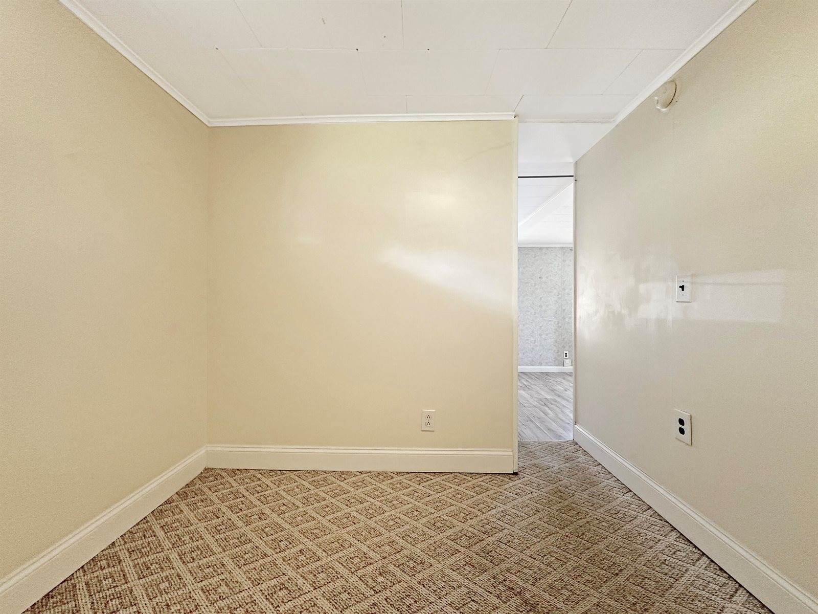 28 Dudley Street, Presque Isle, ME 04769