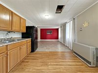 28 Dudley Street, Presque Isle, ME 04769