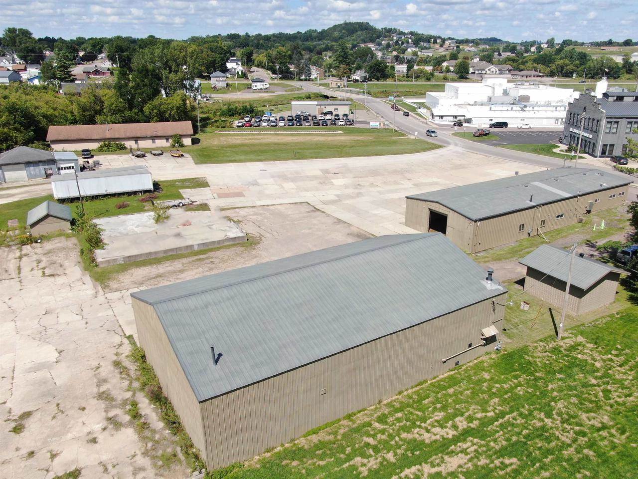 211 & 215 E Madison Street, Hillsboro, WI 54634