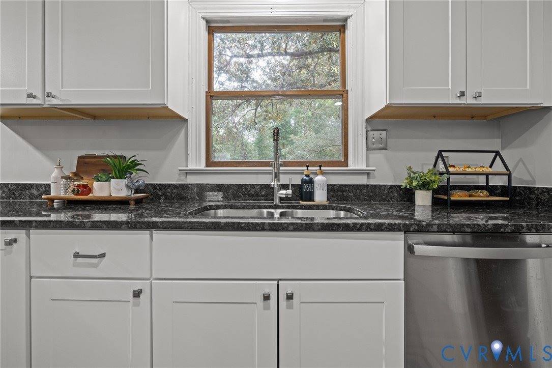 611 Dunkerry Lane, Henrico County, VA 23150