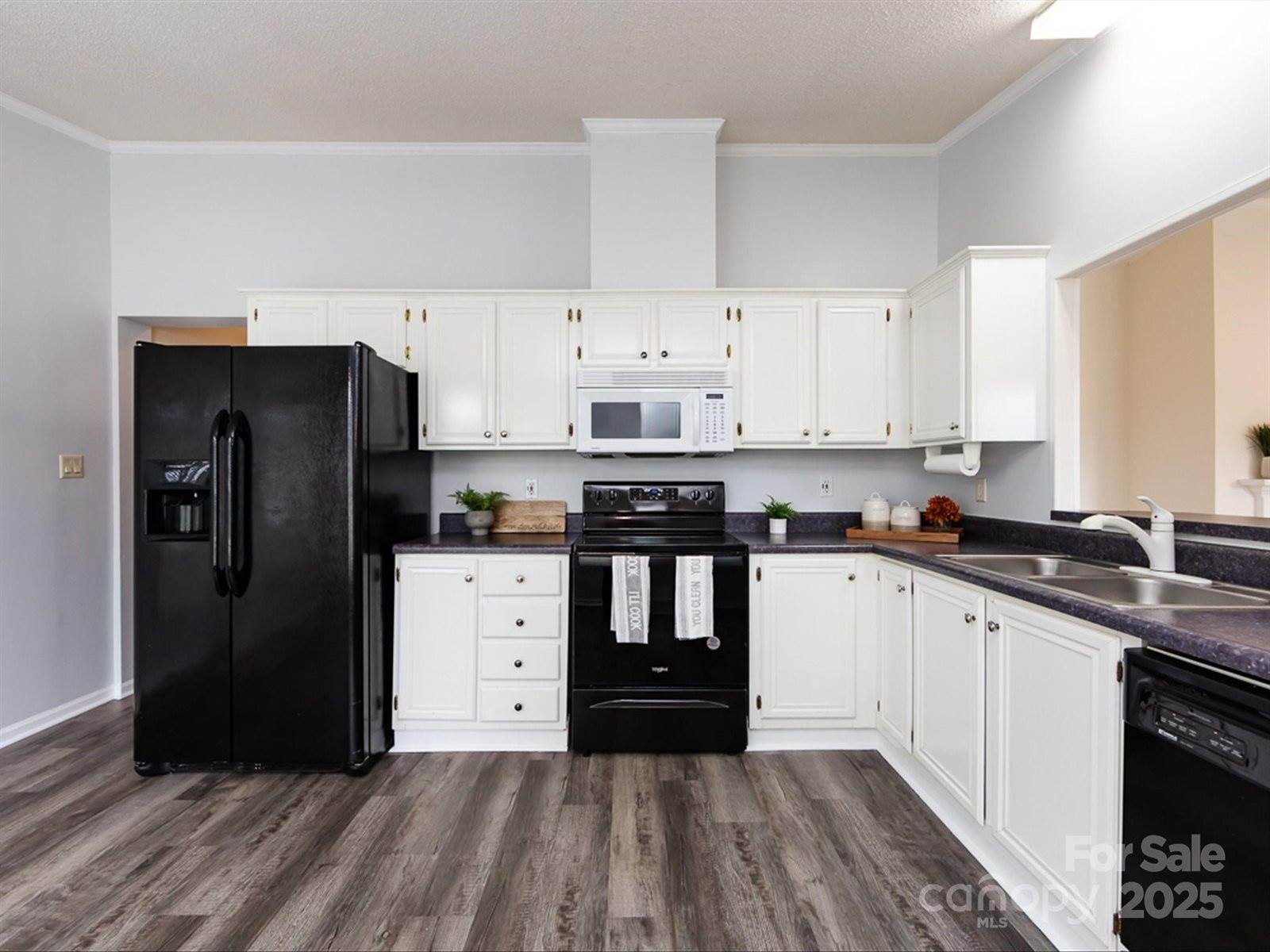 8220 Starnes Randall Road, Charlotte, NC 28215