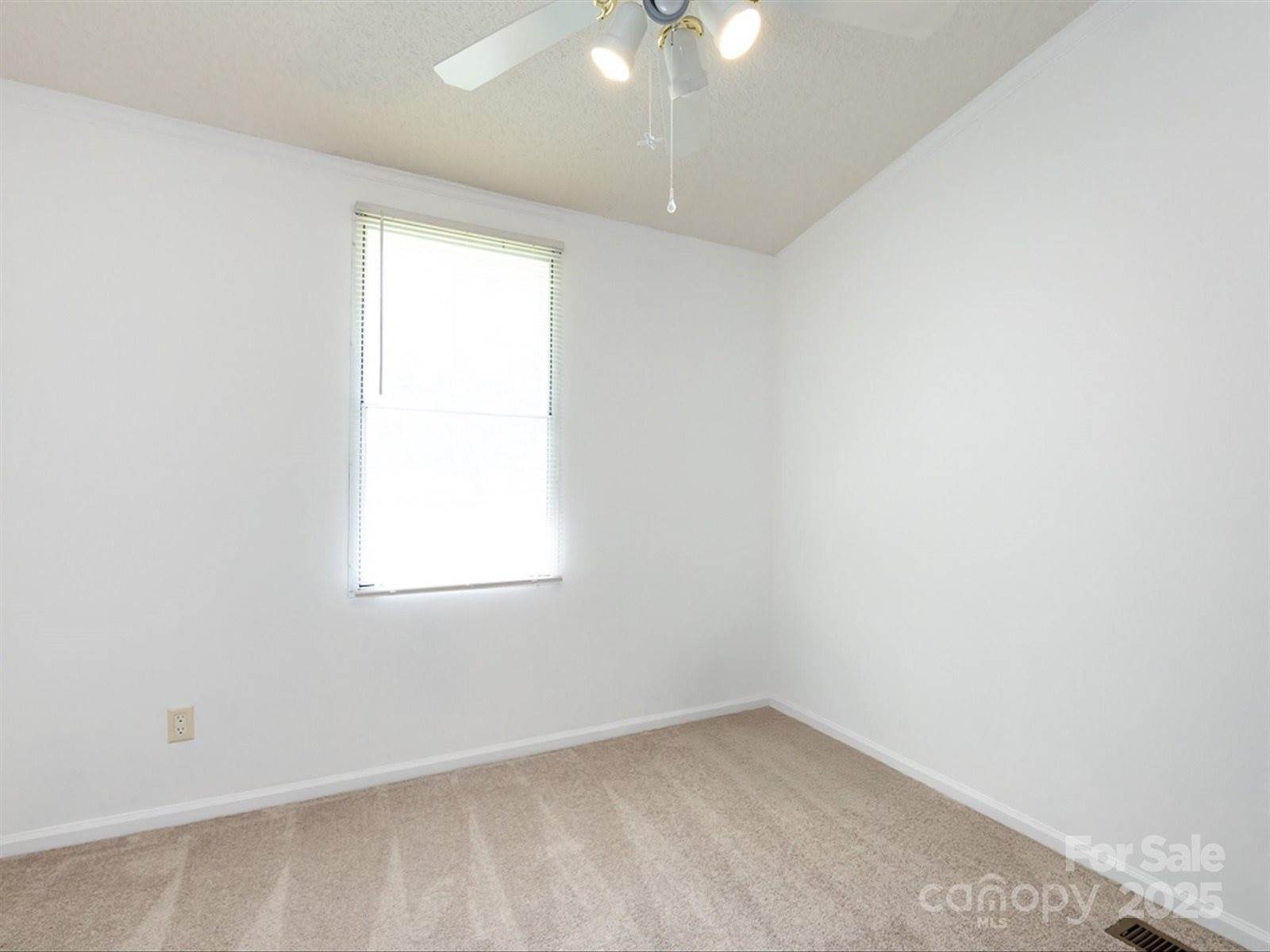 8220 Starnes Randall Road, Charlotte, NC 28215