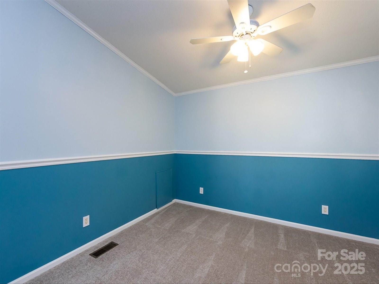 8220 Starnes Randall Road, Charlotte, NC 28215