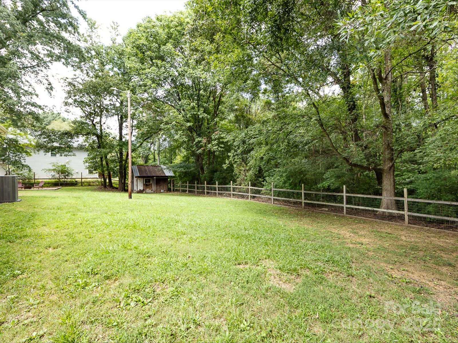 8220 Starnes Randall Road, Charlotte, NC 28215