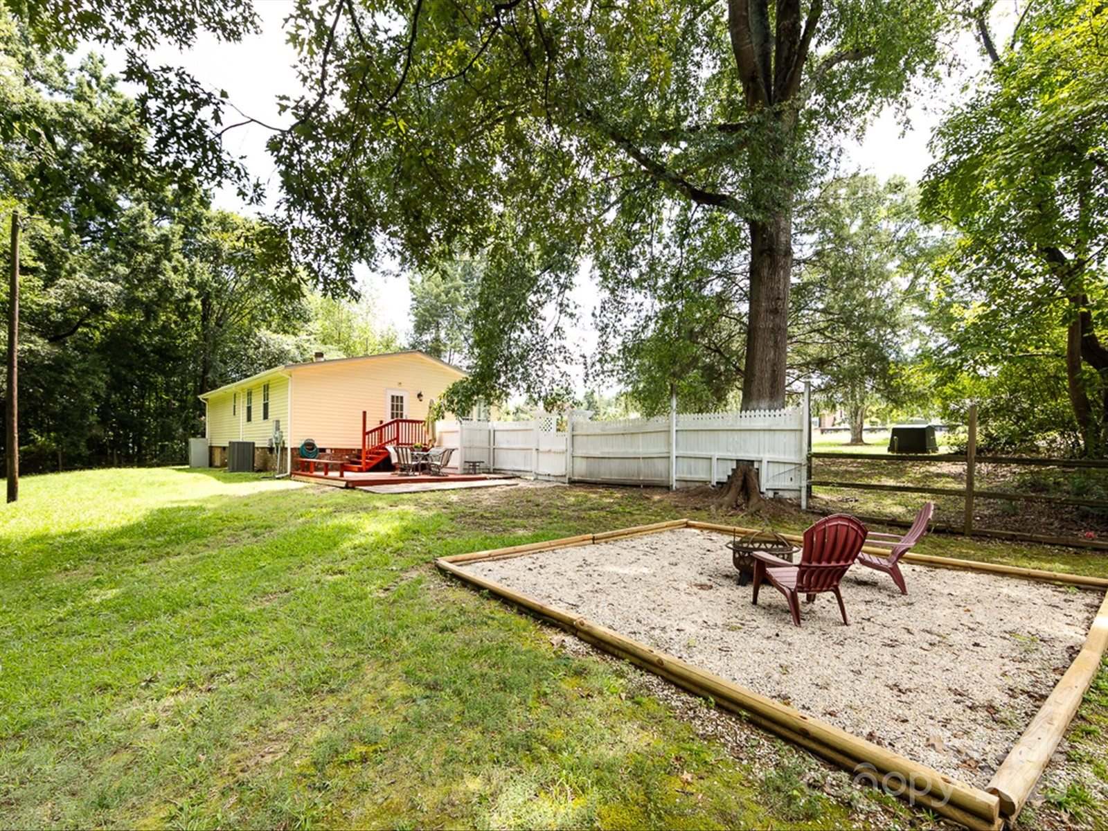 8220 Starnes Randall Road, Charlotte, NC 28215