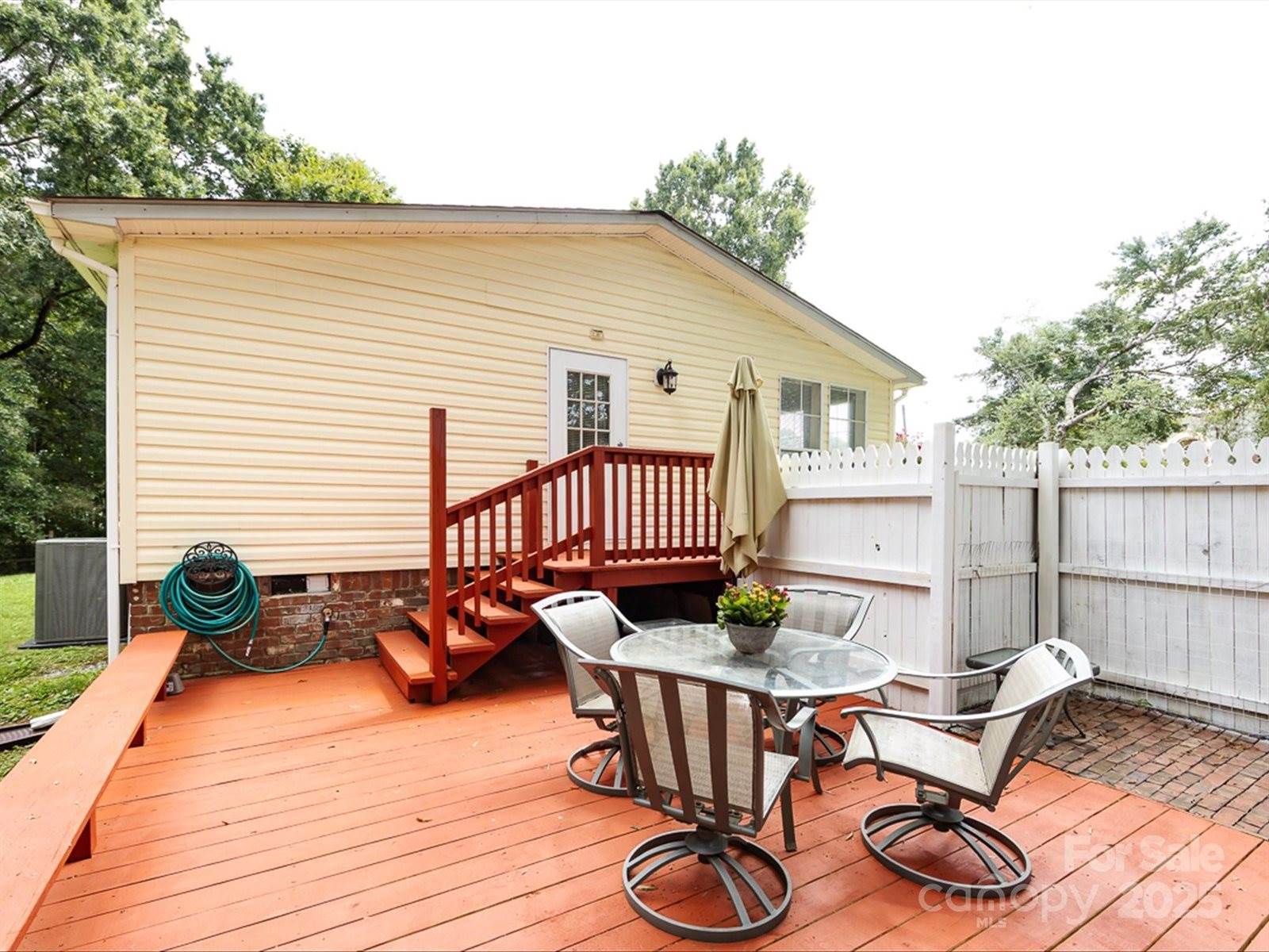 8220 Starnes Randall Road, Charlotte, NC 28215