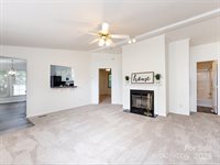 8220 Starnes Randall Road, Charlotte, NC 28215