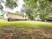 8220 Starnes Randall Road, Charlotte, NC 28215