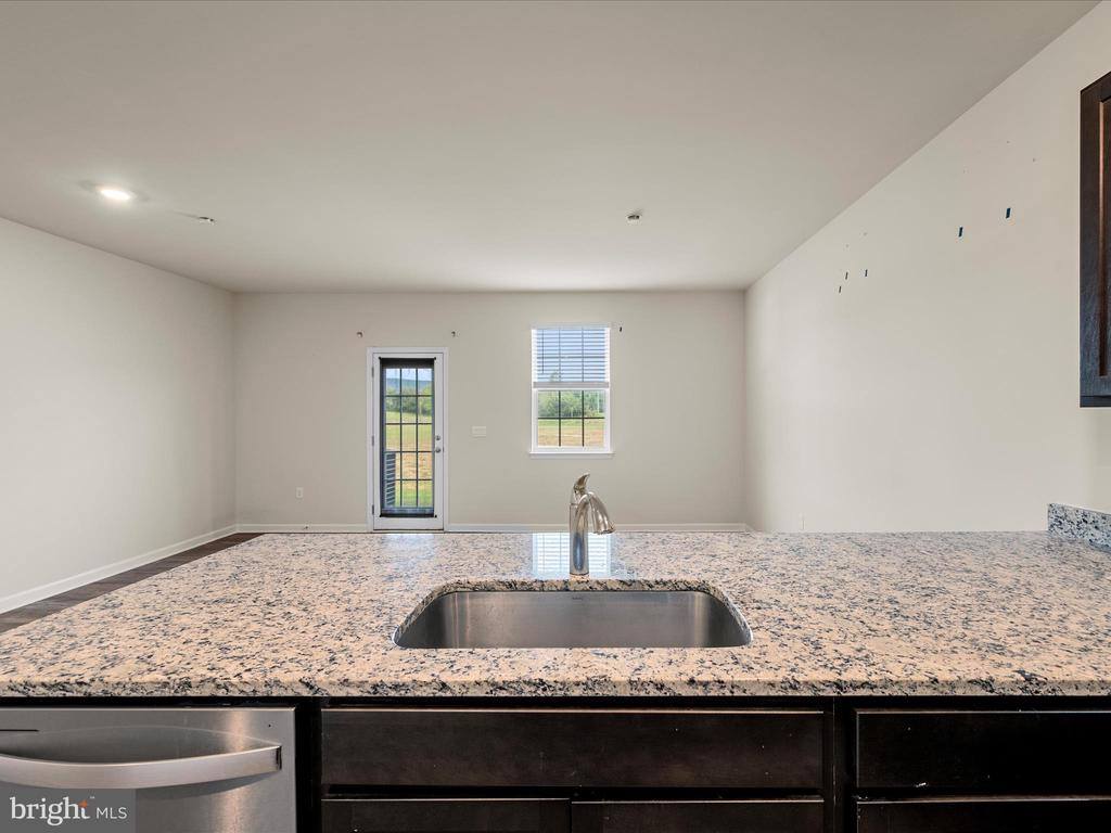 144 Baker Dr, Luray, VA 22835