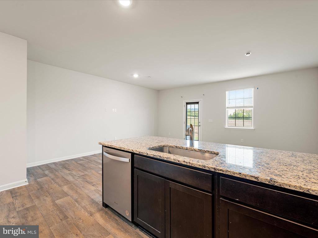 144 Baker Dr, Luray, VA 22835