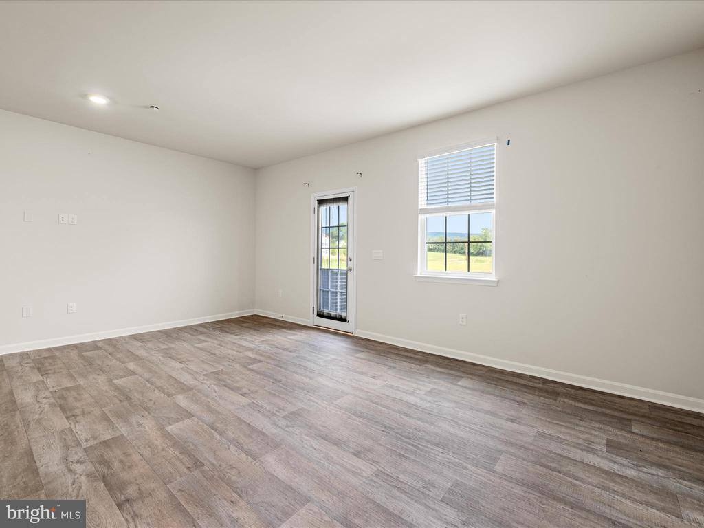 144 Baker Dr, Luray, VA 22835