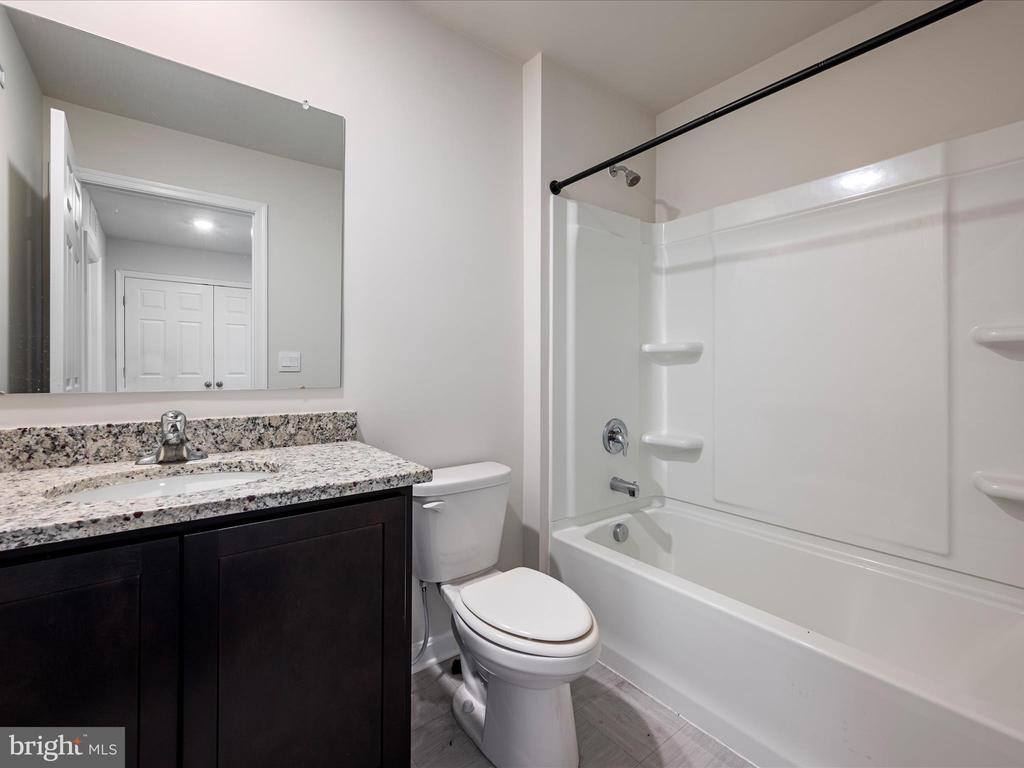 144 Baker Dr, Luray, VA 22835