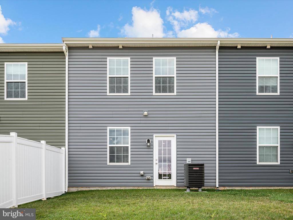 144 Baker Dr, Luray, VA 22835