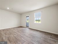 144 Baker Dr, Luray, VA 22835