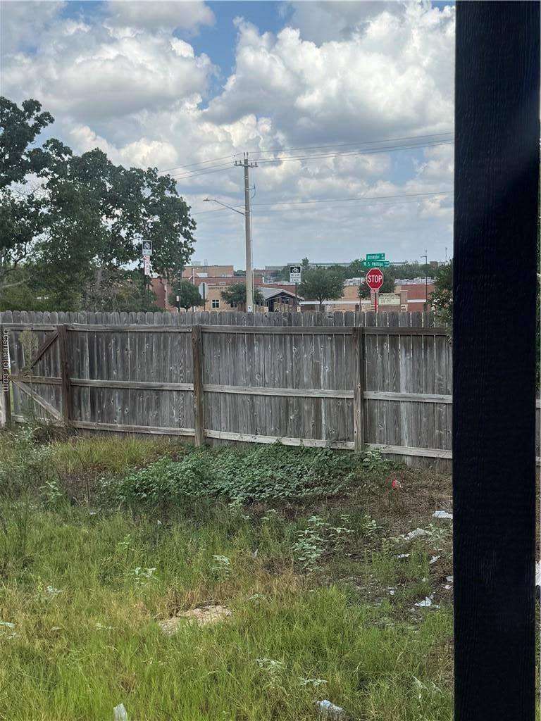 4005 Muncaster Lane, College Station, TX 77845