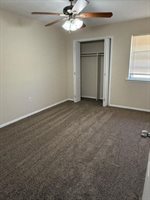 6929 SW Hampshire Cir, Lawton, OK 73505