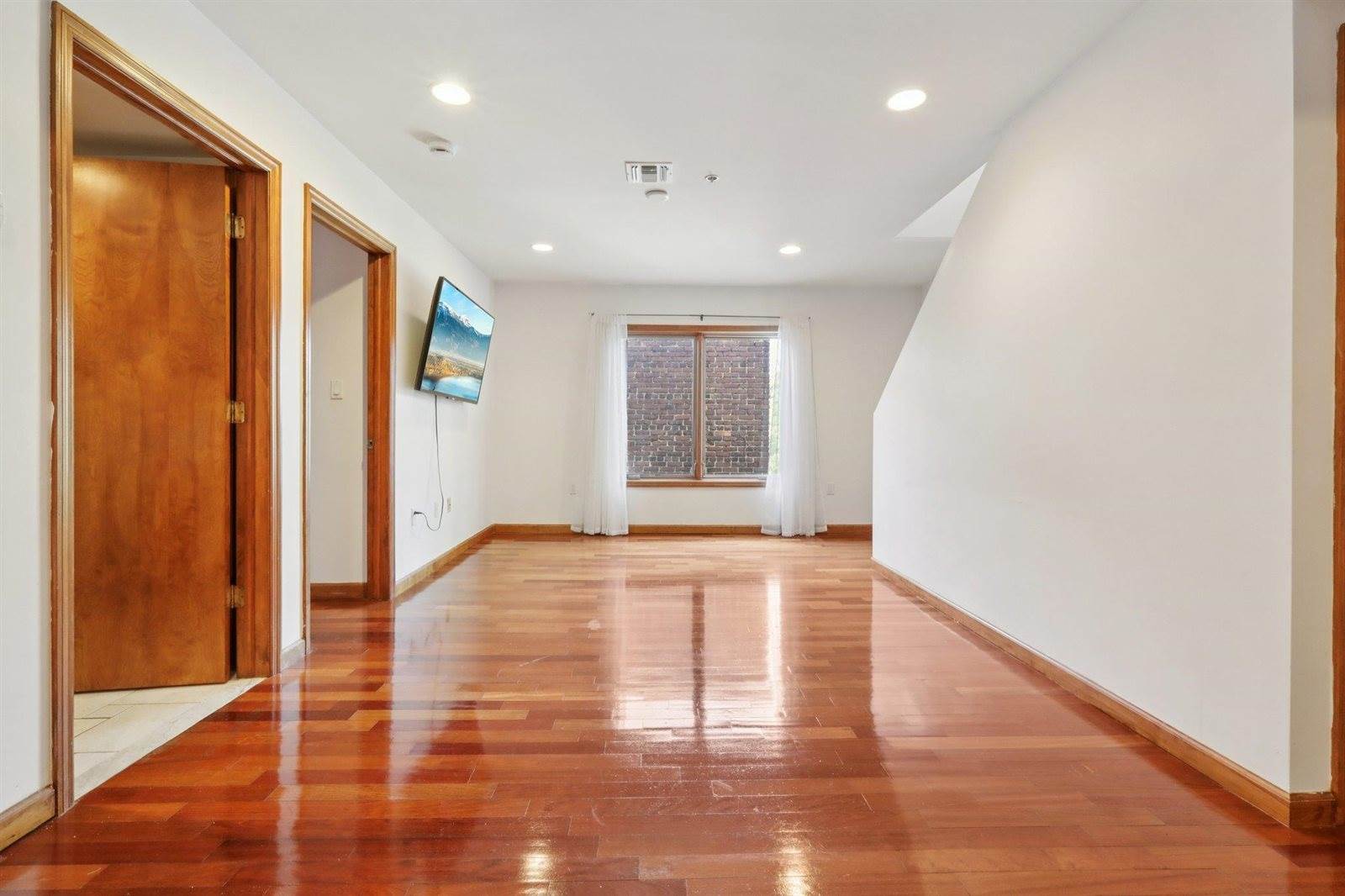 112 63RD St, West New York, NJ 07093