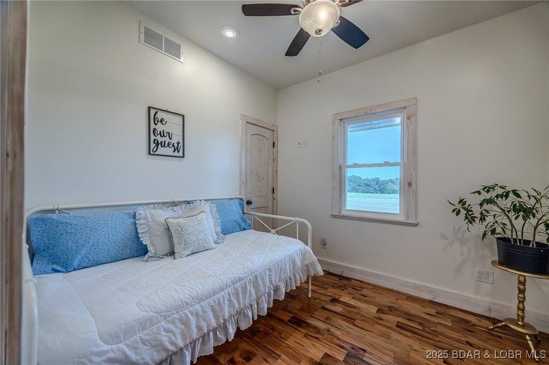 367 Hwy MM, Eldon, MO 65026