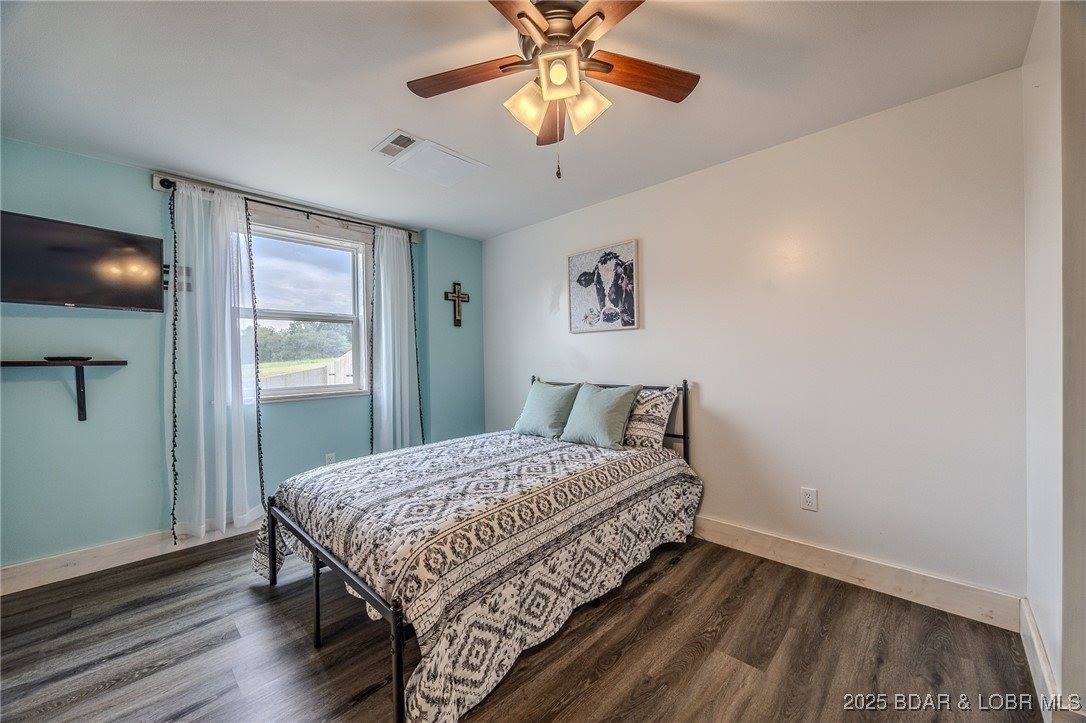 367 Hwy MM, Eldon, MO 65026