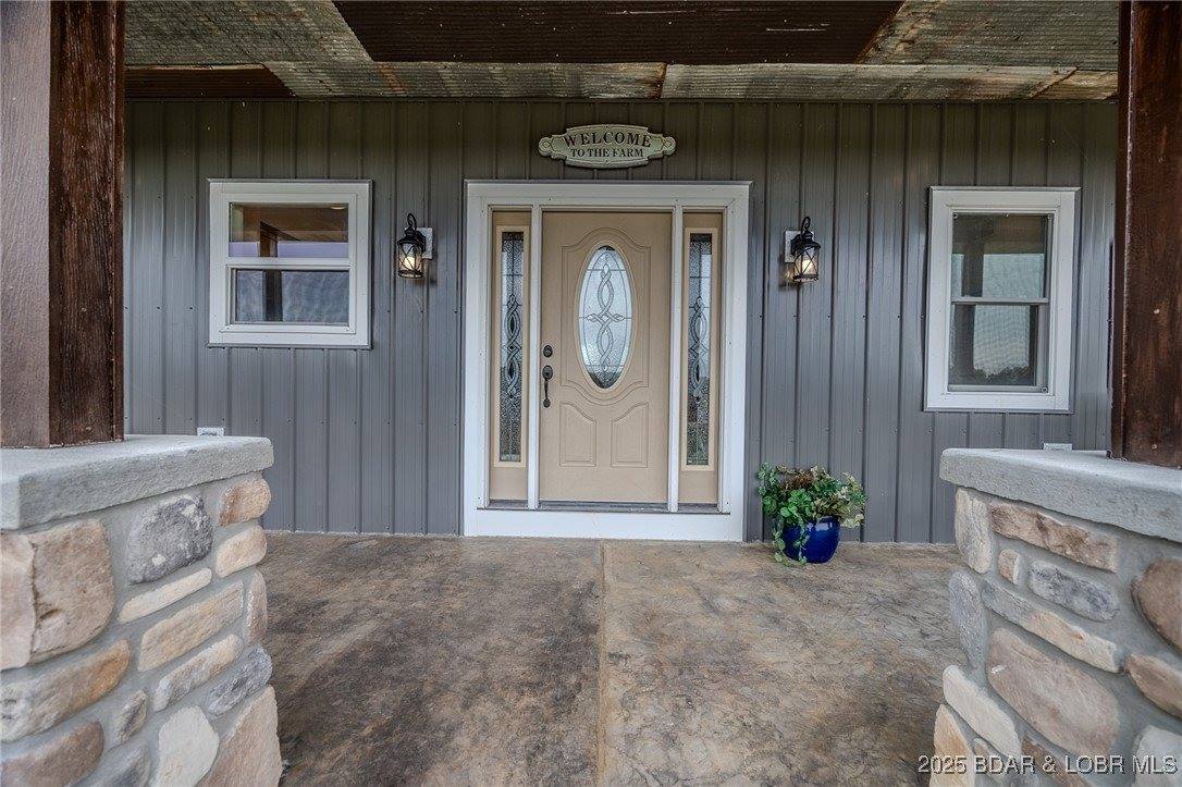 367 Hwy MM, Eldon, MO 65026