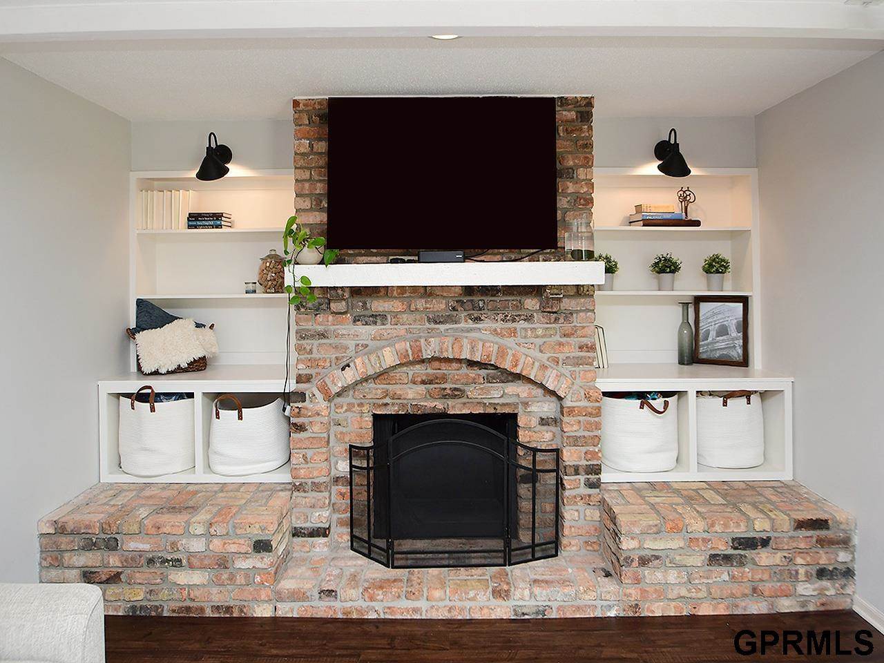 14911 Jefferson Circle, Omaha, NE 68137