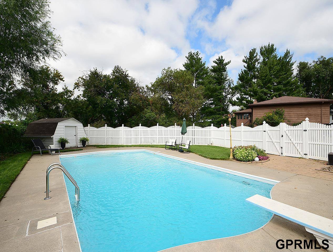 14911 Jefferson Circle, Omaha, NE 68137