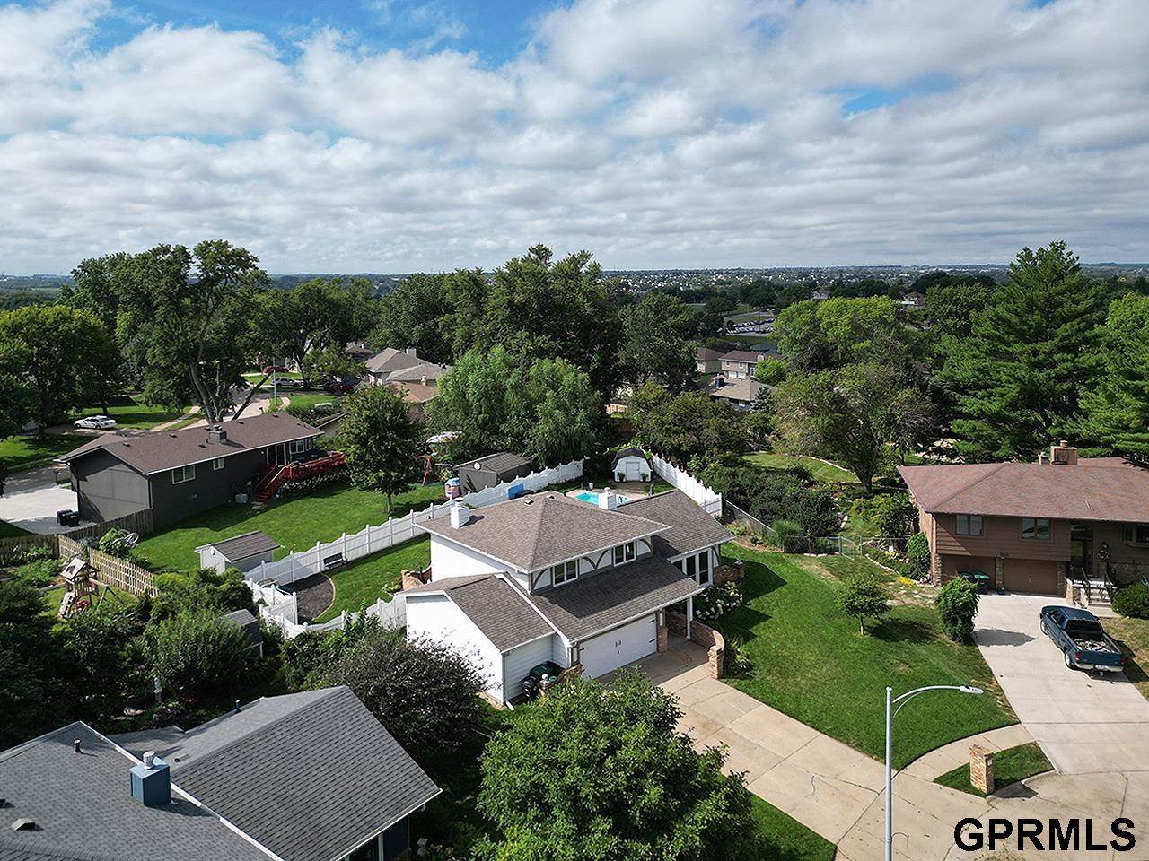 14911 Jefferson Circle, Omaha, NE 68137