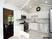 14911 Jefferson Circle, Omaha, NE 68137