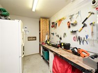 14911 Jefferson Circle, Omaha, NE 68137