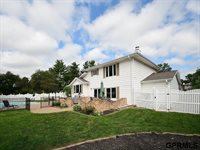 14911 Jefferson Circle, Omaha, NE 68137