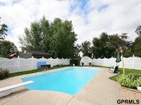 14911 Jefferson Circle, Omaha, NE 68137