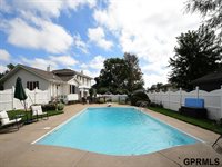 14911 Jefferson Circle, Omaha, NE 68137